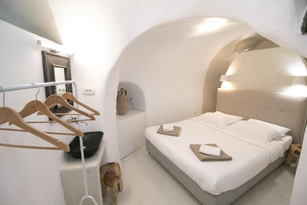 דירות אויה Opsis Cave House מראה חיצוני תמונה