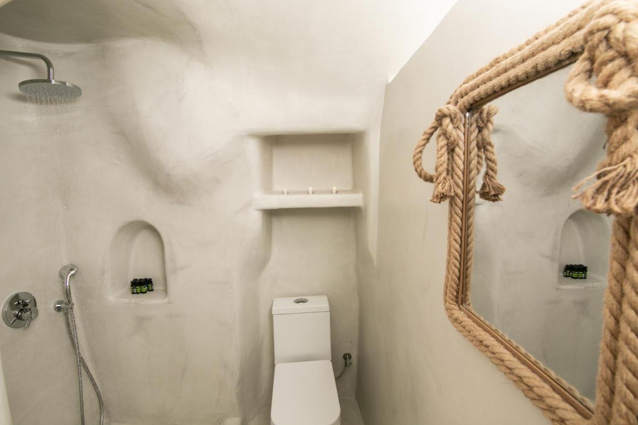 דירות אויה Opsis Cave House מראה חיצוני תמונה